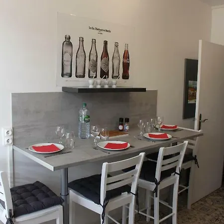 Appartement Quai Ouest, Vue Entree Port, Stationnement Gratuit, Lits Faits Pour Votre Arrivee, Serviettes De Toilettes Fournies Dieppe Exterior photo