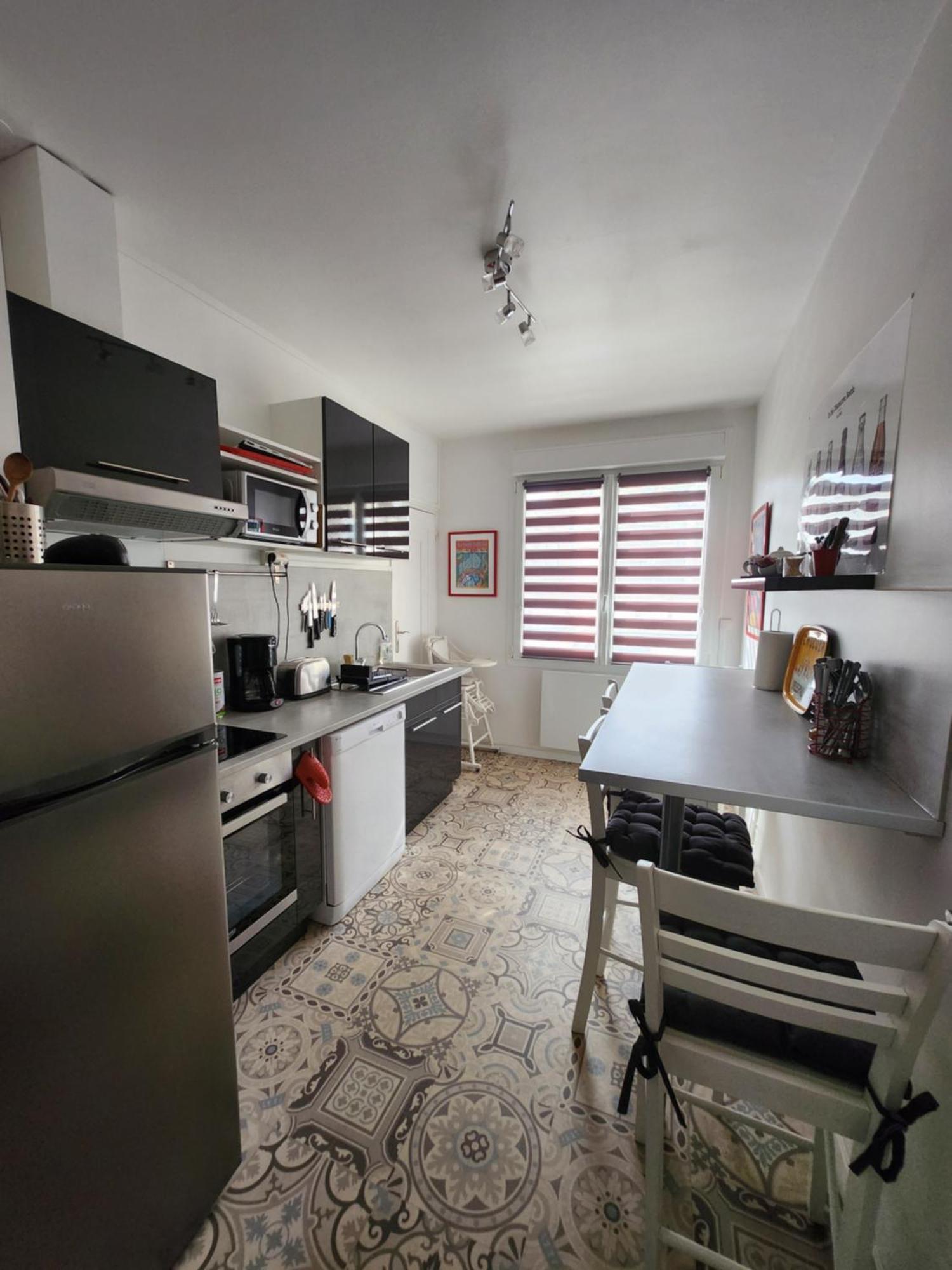 Quai Ouest, Vue Entree Port, Stationnement Gratuit, Lits Faits Pour Votre Arrivee, Serviettes De Toilettes Fournies Apartment