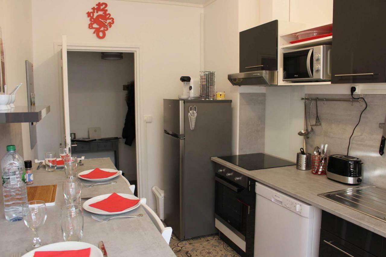 Quai Ouest, Vue Entree Port, Stationnement Gratuit, Lits Faits Pour Votre Arrivee, Serviettes De Toilettes Fournies Apartment