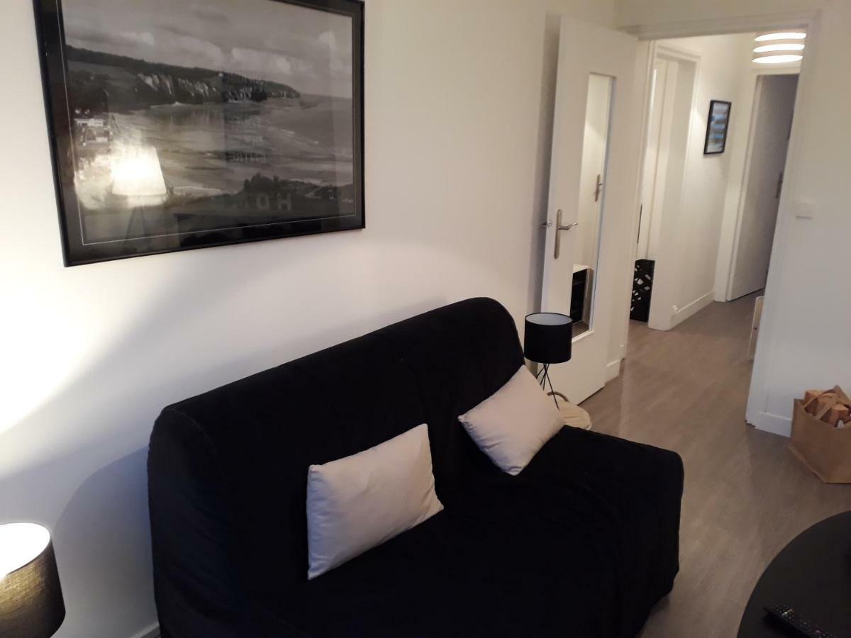 Quai Ouest, Vue Entree Port, Stationnement Gratuit, Lits Faits Pour Votre Arrivee, Serviettes De Toilettes Fournies Apartment Dieppe